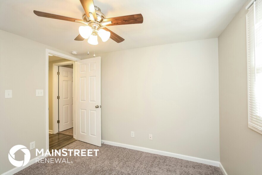 Building Photo - 4373 Varner Rd