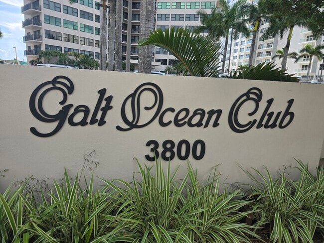 Building Photo - 3800 Galt Ocean Dr