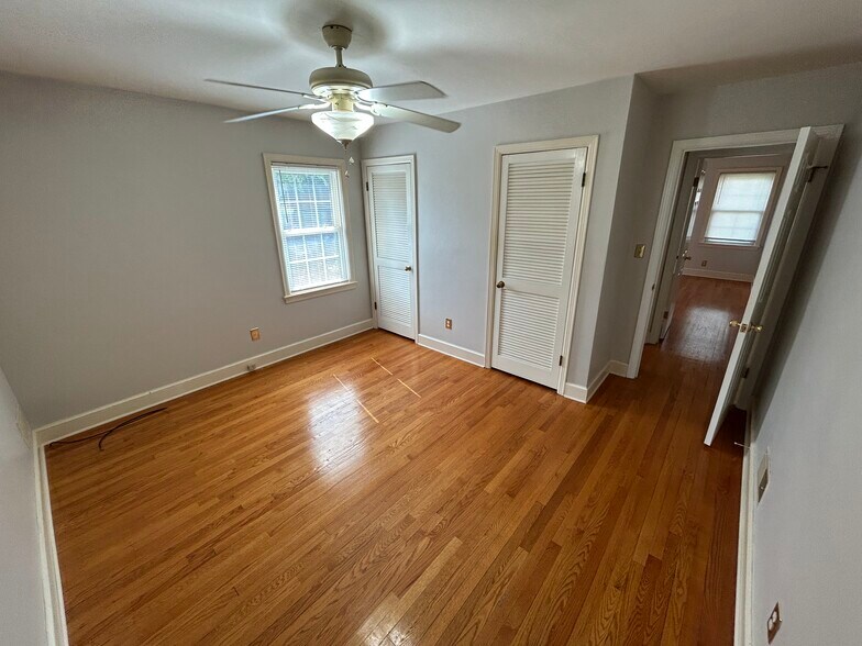 Building Photo - 3316 Troy Ave NW