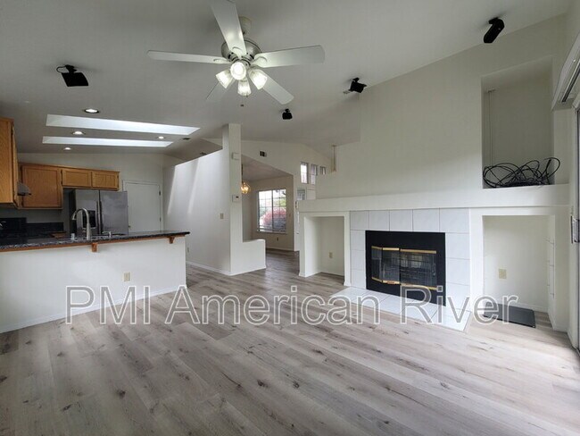 Building Photo - 1 Sorbell Ct