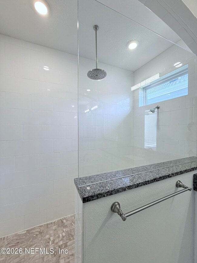 Building Photo - 24 Woodsong Ln