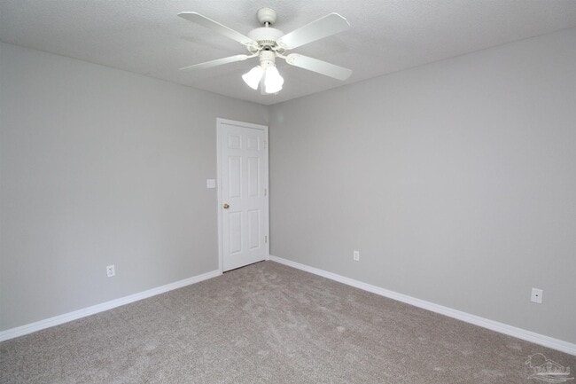 Building Photo - 6517 Handy Dr