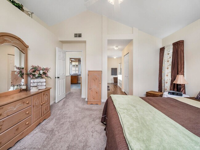 Building Photo - 1226 Pennsbury Ln
