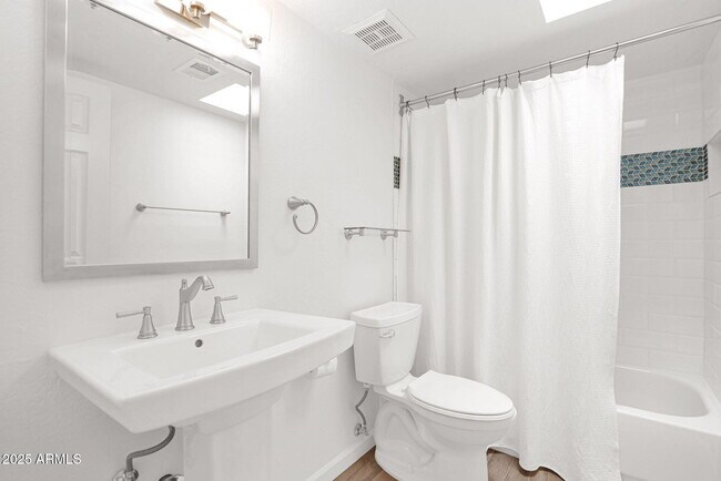Building Photo - 6349 N 78th St
