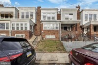 Building Photo - 228 N 6th St