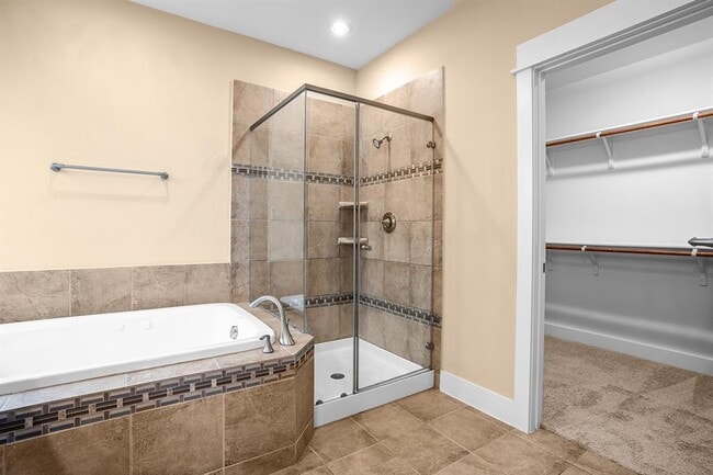 Building Photo - 11928 Natures Bend