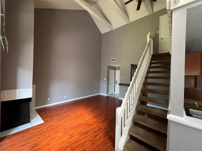 Building Photo - 8479 Sands Point Dr