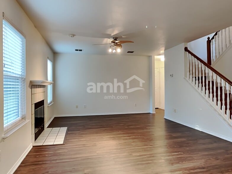 Building Photo - 1135 Trinity Trl