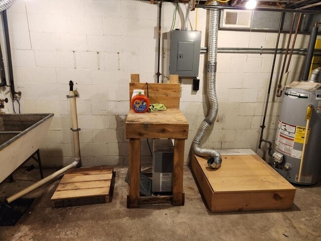 Building Photo - 1240 N 9th St