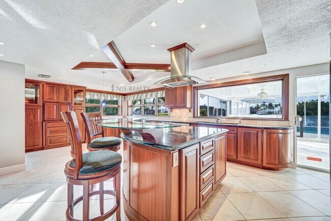 Building Photo - 5060 Porpoise Pl