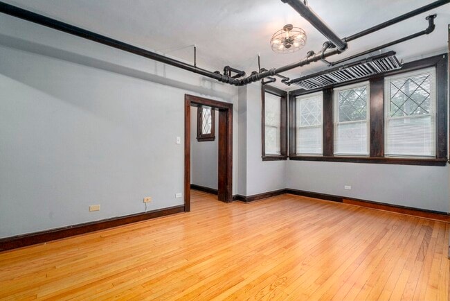 Building Photo - 532 Hillside Ave