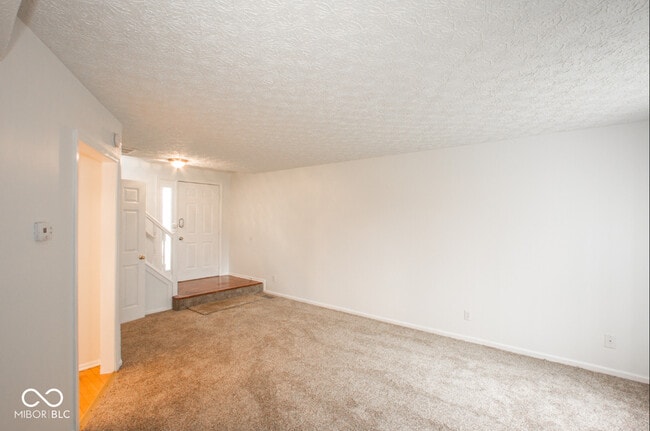 Building Photo - 1838 Keystone Lakes Dr