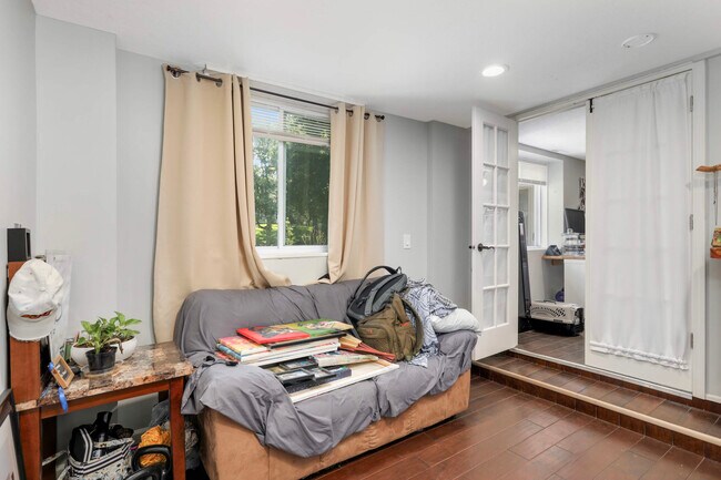 Secondary bedroom doubles as a bedroom or office/ study - 14710 13th Ave N