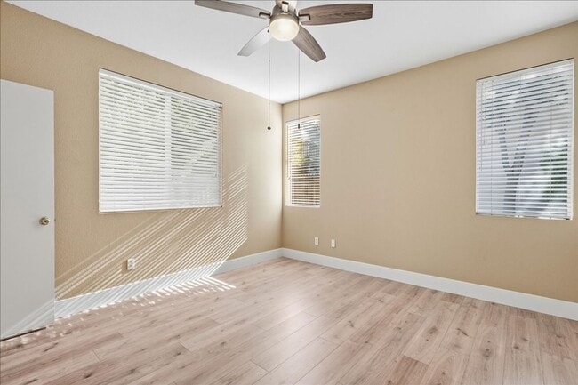 Building Photo - 3424 Babson Dr