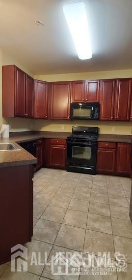 Building Photo - 725 Timberlake Dr