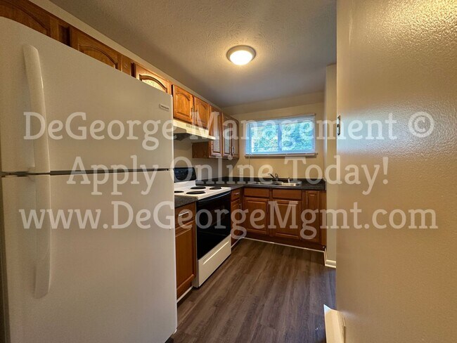Interior Photo - Woodside Court Apartments