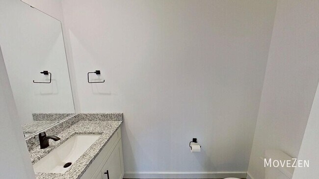 Building Photo - 16 Catawba Ave