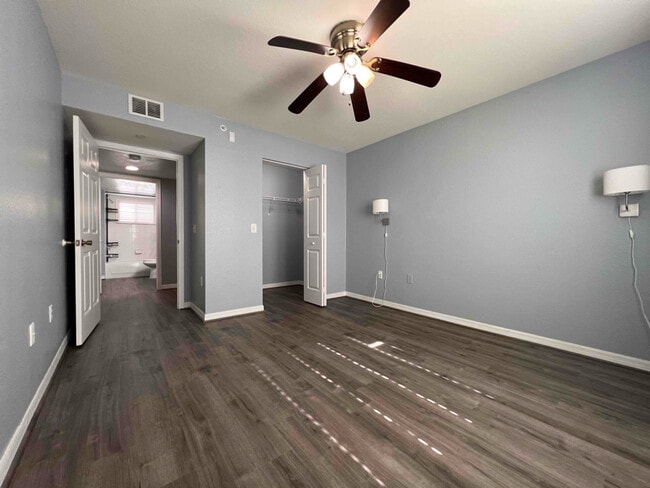 Building Photo - 8298 Key Royal Ln