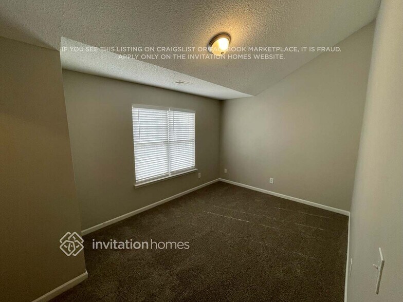 Building Photo - 10324 Covingtonwood Dr