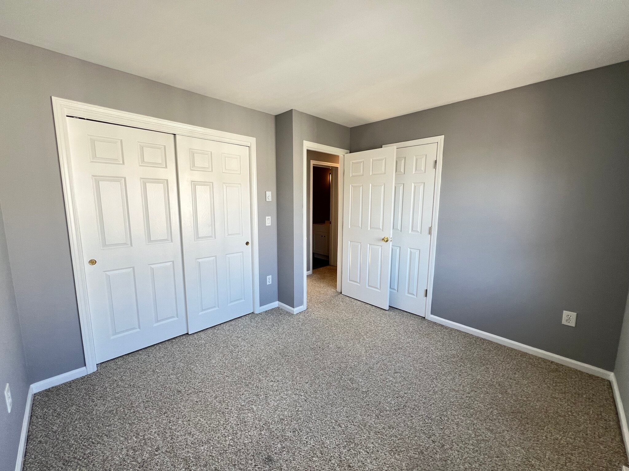 Building Photo - 66 Murdock St