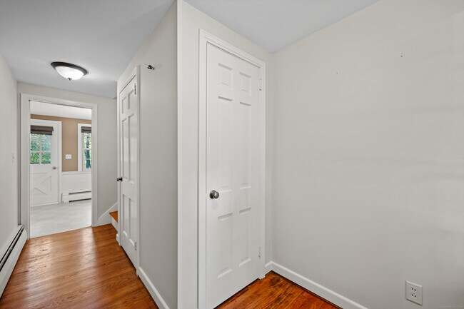 Building Photo - 135 Brookside Rd