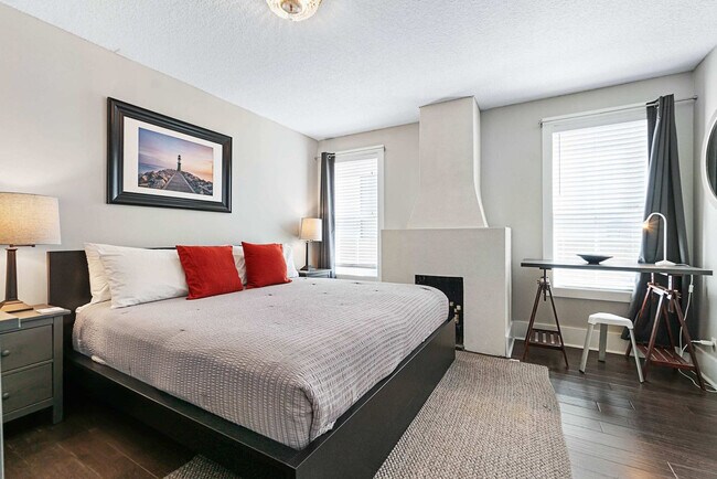 Building Photo - 76 Sanford St