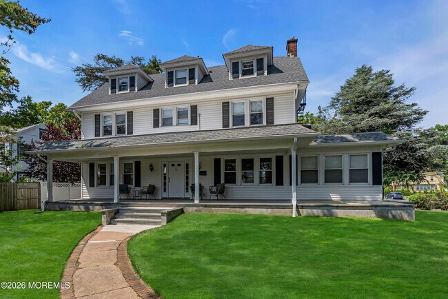 Building Photo - 309 Cedar Ave