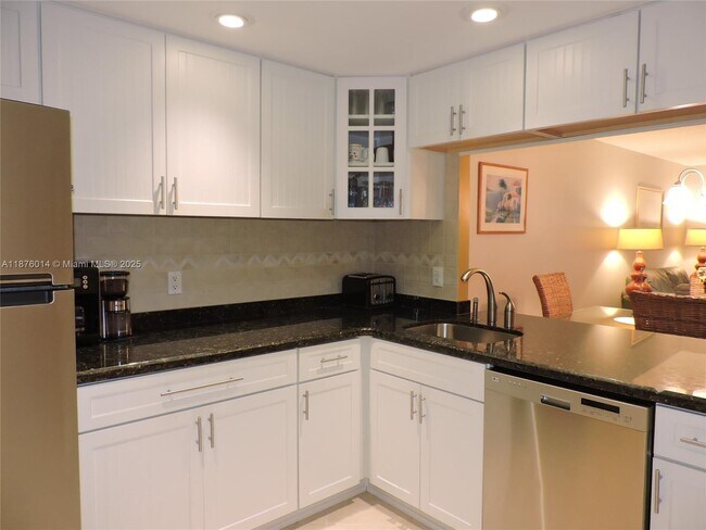 Building Photo - 501 E Dania Beach Blvd
