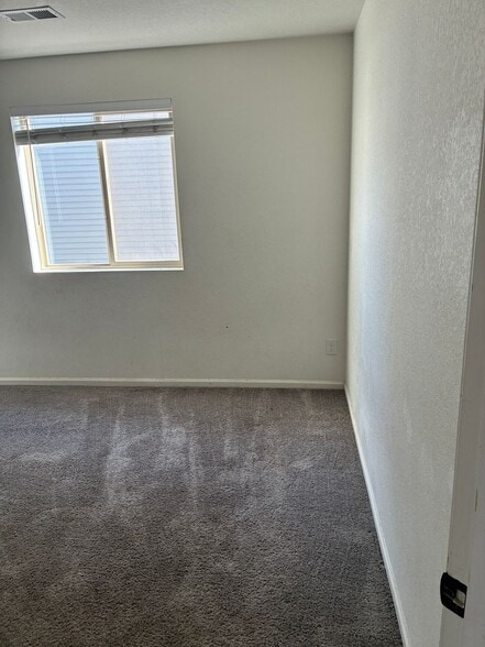 Building Photo - 18955 E Robins Pl