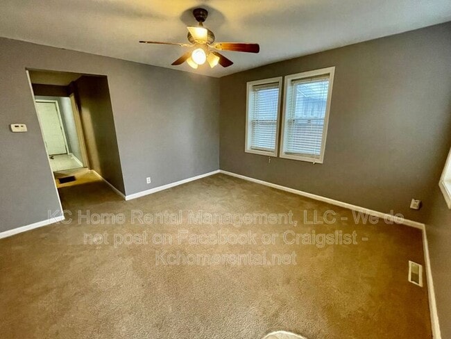 Building Photo - 1108 W 41st Terrace