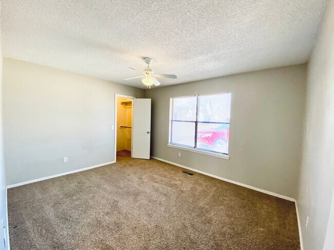 Building Photo - Move-In Ready 3 Bed 2 Bath In Union School...