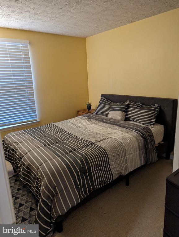 Building Photo - 6016 Wild Ginger Ct