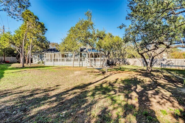 Building Photo - 106 Rupen Ct