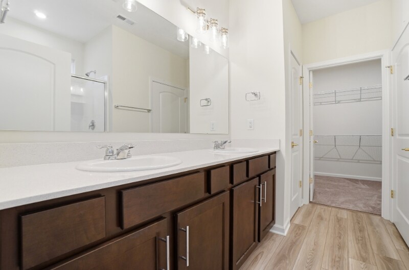 Building Photo - 1242 Fairstone Dr