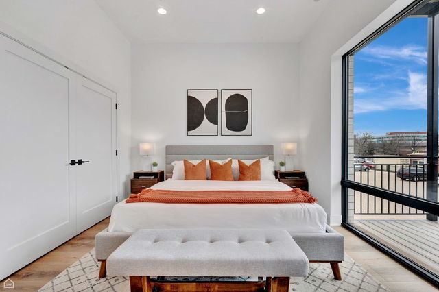 Building Photo - 1606 W Hastings St