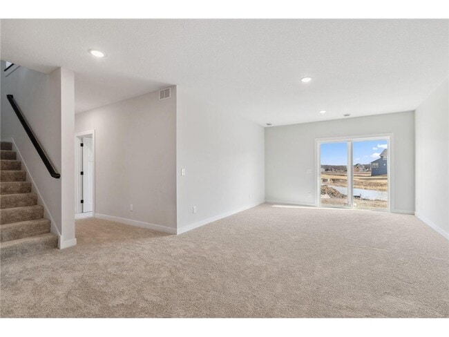 Building Photo - 10180 Shadyview Ln N