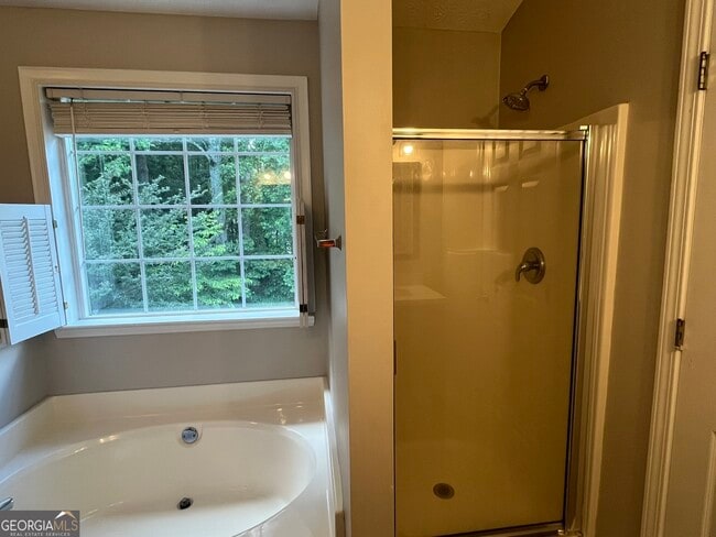 Building Photo - 10055 Lauren Hall Ct