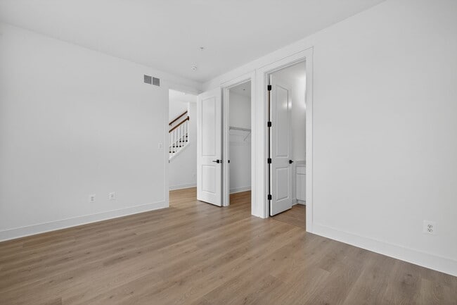 Building Photo - 1726 Blacksmith Wy