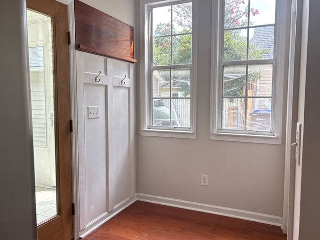 Building Photo - Available now. Great 3 BR/2.5 BA Home Avai...