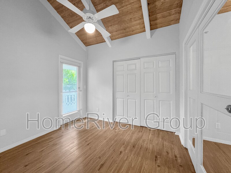 Building Photo - 5743 Eden Ln