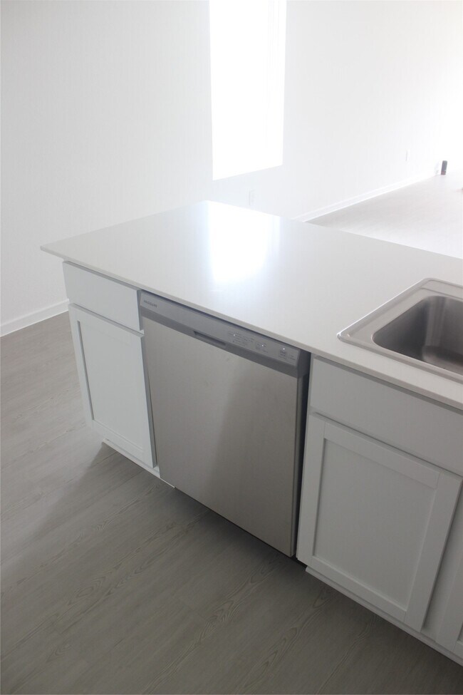 Building Photo - 3128 Twisted Myrtle Dr