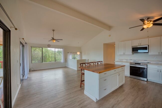 Building Photo - 68-1780-1780 Puu Nui St