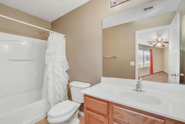 Building Photo - **Stunning 4-Bedroom, 3-Full Bath Home with Double Master Suites and Den