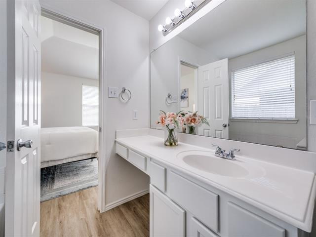 Building Photo - 3904 Coloma Dr