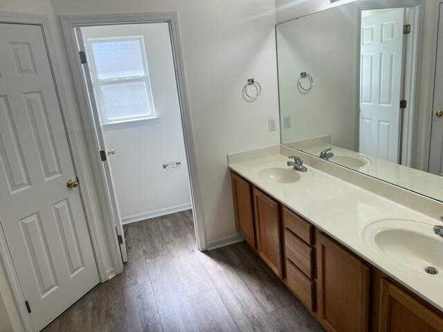 Building Photo - "Charming 3-Bedroom home in Shalimar!"