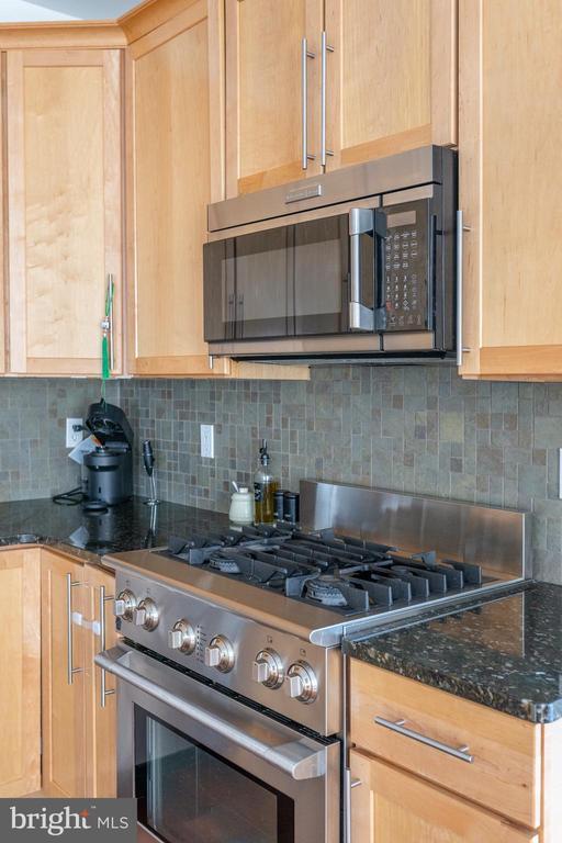 Building Photo - 2350 NJ-33