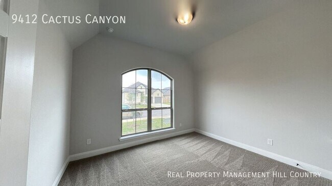 Building Photo - 9412 Cactus Canyon