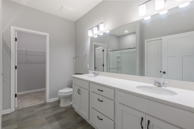 Building Photo - Awesome maple grove 5 bed 4 bath townhome! Pond views, 2 years old!