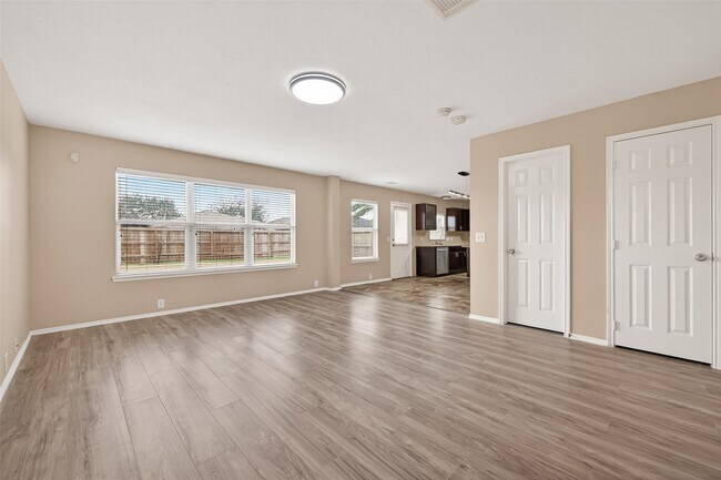 Building Photo - 15007 Sugar Sands Dr