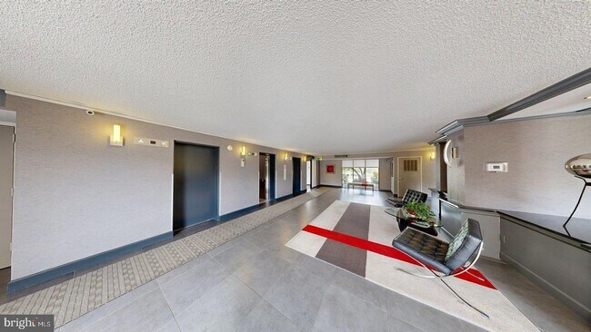 Building Photo - 200 N Pickett St